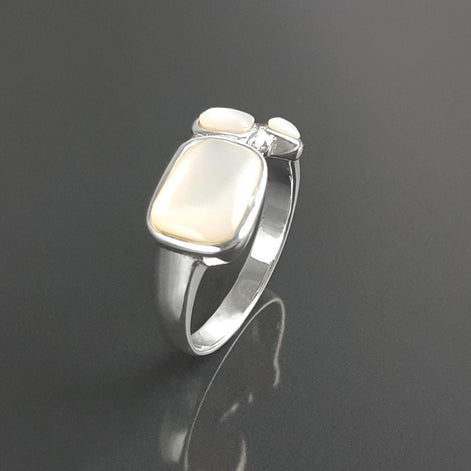 Sterling Silver Mother of Pearl 925 Ring, Modern MOP Band Jewelry, 3 White Shell Ring