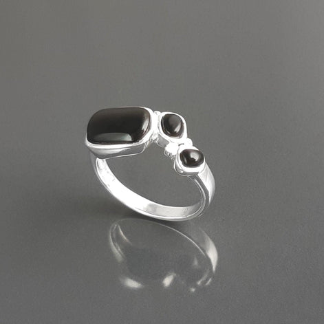 925 Sterling Silver Black Onyx Geometric Ring, Modern Gemstone Band Handmade, 3 Black Onyx Stones on a Ring