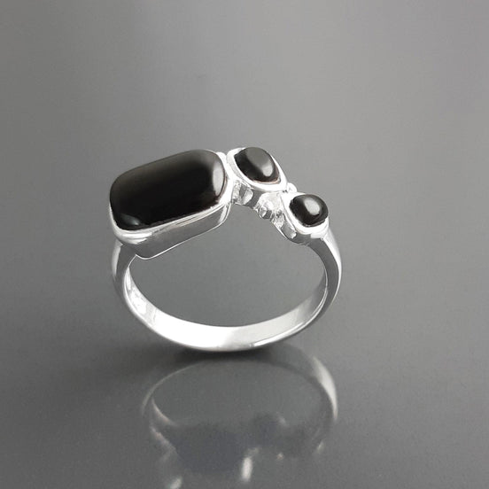 925 Sterling Silver Black Onyx Geometric Ring, Modern Gemstone Band Handmade, 3 Black Onyx Stones on a Ring