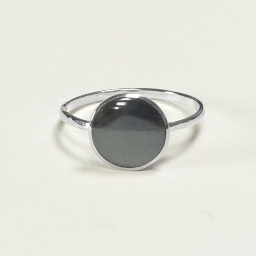 Hematite Sterling Ring 925- Gray Stone Ring - Small Geometric Round Ring - Dainty Ring - Minimalist Stacking Ring Unique