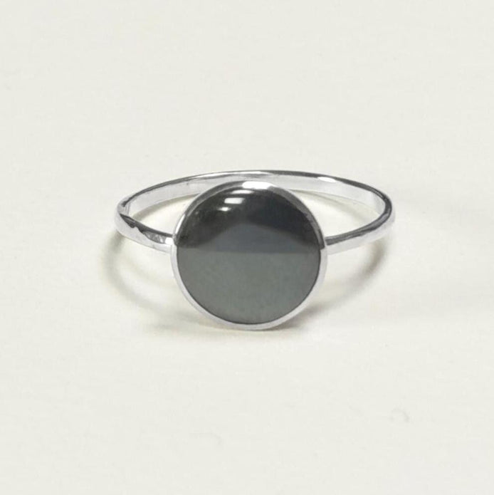 Hematite Sterling Ring 925- Gray Stone Ring - Small Geometric Round Ring - Dainty Ring - Minimalist Stacking Ring Unique