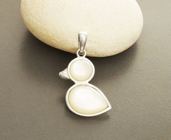 Duck Bird Pendant - Sterling Silver, 925, Mop, Mother of Pearl, Animals Pendant, Birdy, Animals, Dainty Jewelry, Teens Jewelry, Nature.