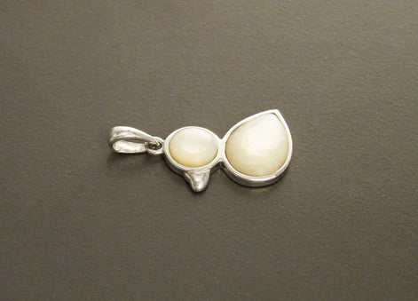 Duck Bird Pendant - Sterling Silver, 925, Mop, Mother of Pearl, Animals Pendant, Birdy, Animals, Dainty Jewelry, Teens Jewelry, Nature.
