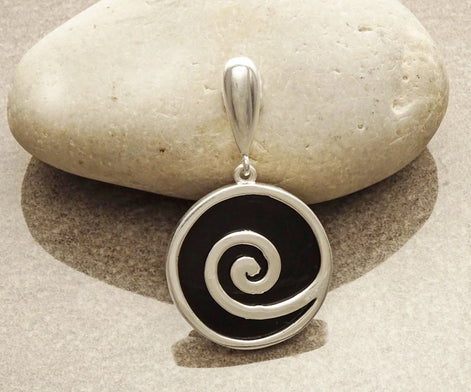 Black Spiral Round Earrings Set, Sterling Silver, Black Onyx Stone, Modern Round Swirl Jewelry, Modern Design Pendant and Earrings Set