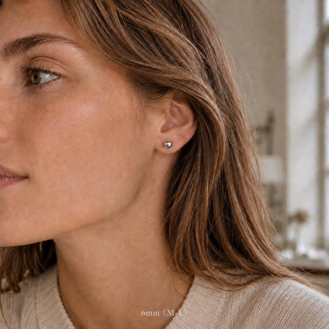 Boucles classiques Boule • Argent 925 • Clous d'oreilles boules sphère • Huit tailles : 2 mm, 3 mm, 4 mm, 5 mm, 6 mm, 8 mm, 10 mm, 12 mm