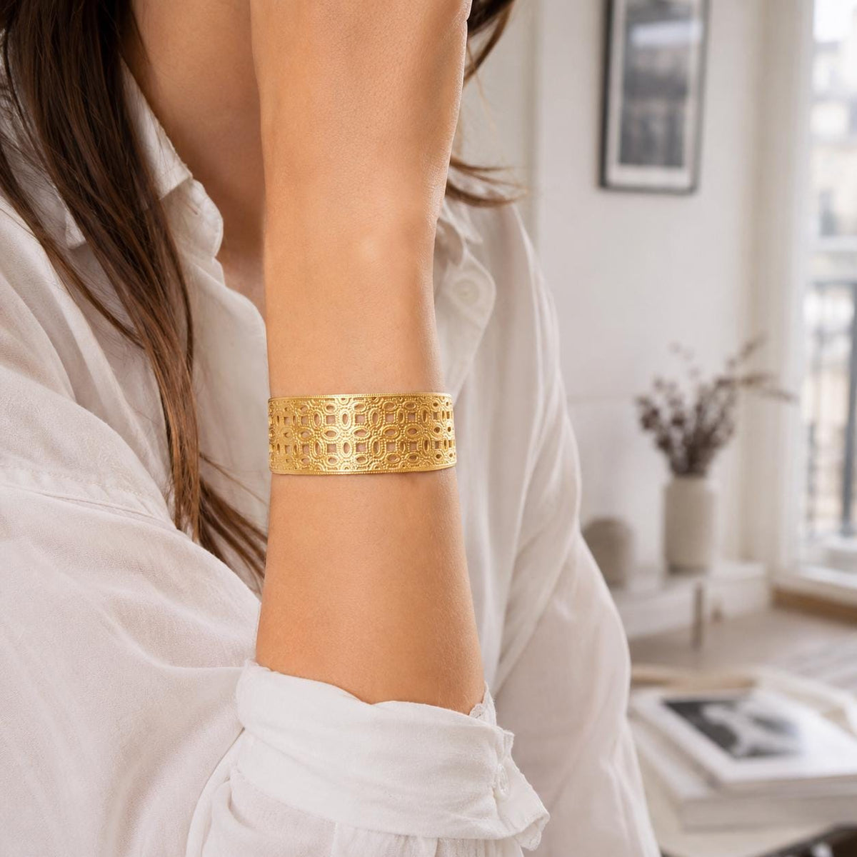 Bracelet jonc ouvert • Doré Or Fin 18K • Jonc élégant refermable • Bijou minimaliste moderne • Manchette fine refermable • Cadeau pour femme