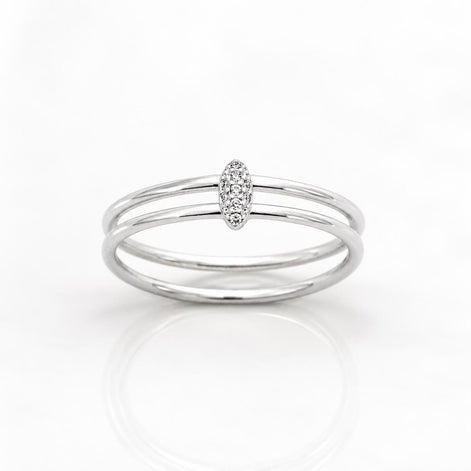 Bague double anneau • Argent 925 • Diamants CZ sertis sur pont oval anneaux en parallèle • Bijou moderne