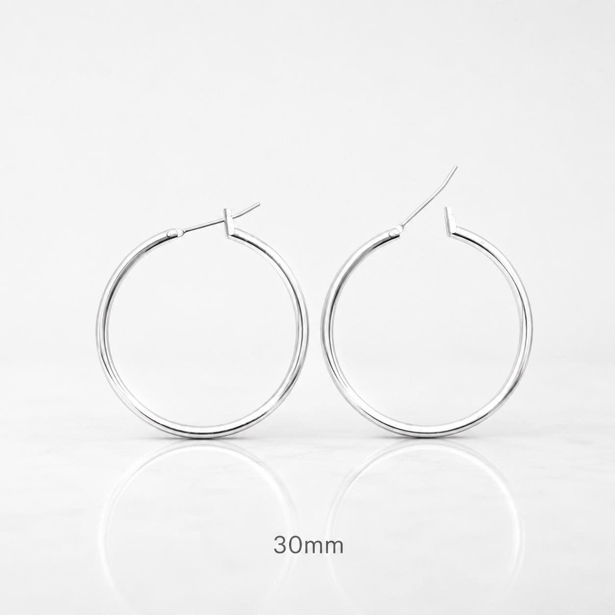 Créoles cliquet classiques • Argent 925 • Boucles anneaux d'oreilles minimalistes • Cinq tailles : 14 mm, 20 mm, 30 mm, 40 mm, 50 mm