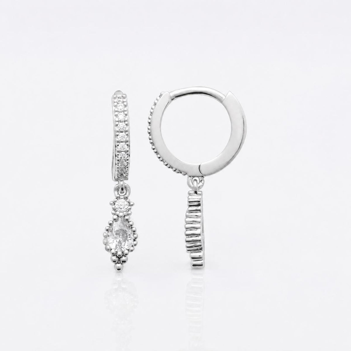 Créoles pendant oval • Argent 925 • Pendentif forme de goutte pavage diamant CZ • Anneaux d'oreilles pavage pierres