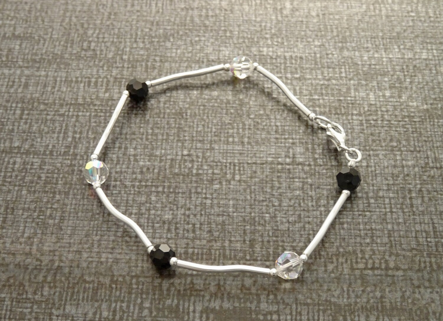 Black and White Bracelet, Sterling Silver, Minimalist Bracelet, Beaded Bracelet, Cristal Jewelry, Women