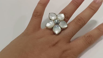 White Flower Ring, Sterling Silver, Mother of Pearl Shell , Polynesian Blossom Frangipani Flowers Petals Ring, White Stone Ring